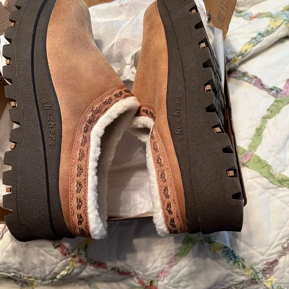 Skechers Tan Slip-On Shoes with Faux Fur Lining - Picture 5 of 8